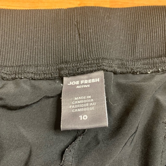Joe Fresh Active Black Four-Way Stretch Joggers - Size 10 - Picture 2 of 8
